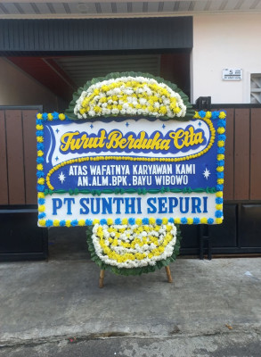 Papan Bunga Duka di Timuran